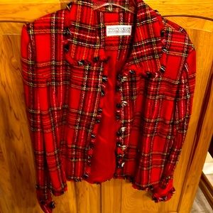 Jessica Howard short skirt and jacket. No tags. Worn once. Smoke free home.